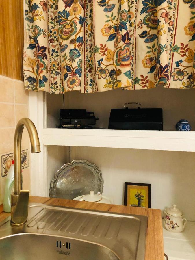 Vintage Apartment 2 Rooms With Balcony Λβιβ Εξωτερικό φωτογραφία