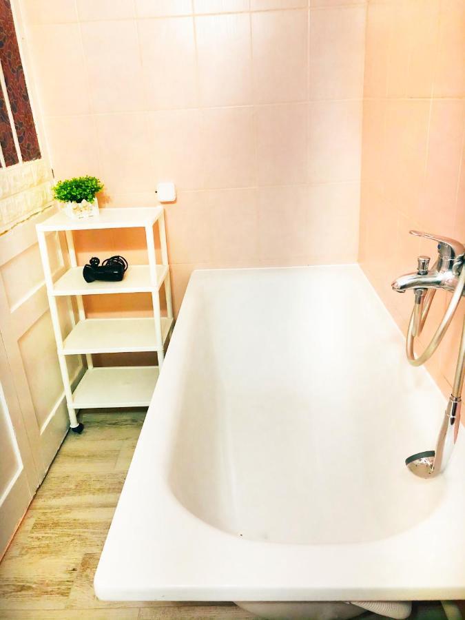 Vintage Apartment 2 Rooms With Balcony Λβιβ Εξωτερικό φωτογραφία