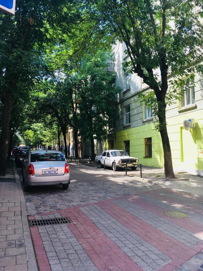 Vintage Apartment 2 Rooms With Balcony Λβιβ Εξωτερικό φωτογραφία